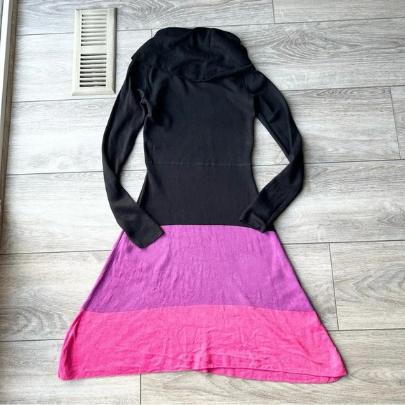 BCBGMAXAZRIA SILK BLEND BLACK COMBO AZURA SWEATER  DRESS - Picture 11 of 13